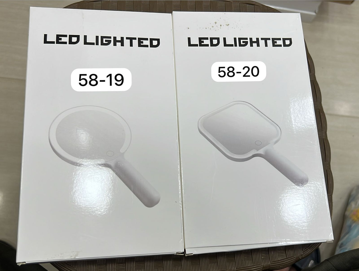 Led Lightening Hand Mirror
