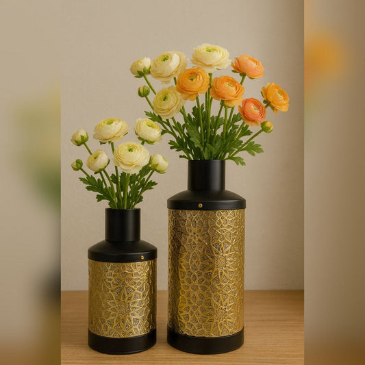2pcs Metal Vase(Without Flowers) Small Size: 9inch Big Size: 12.5inch